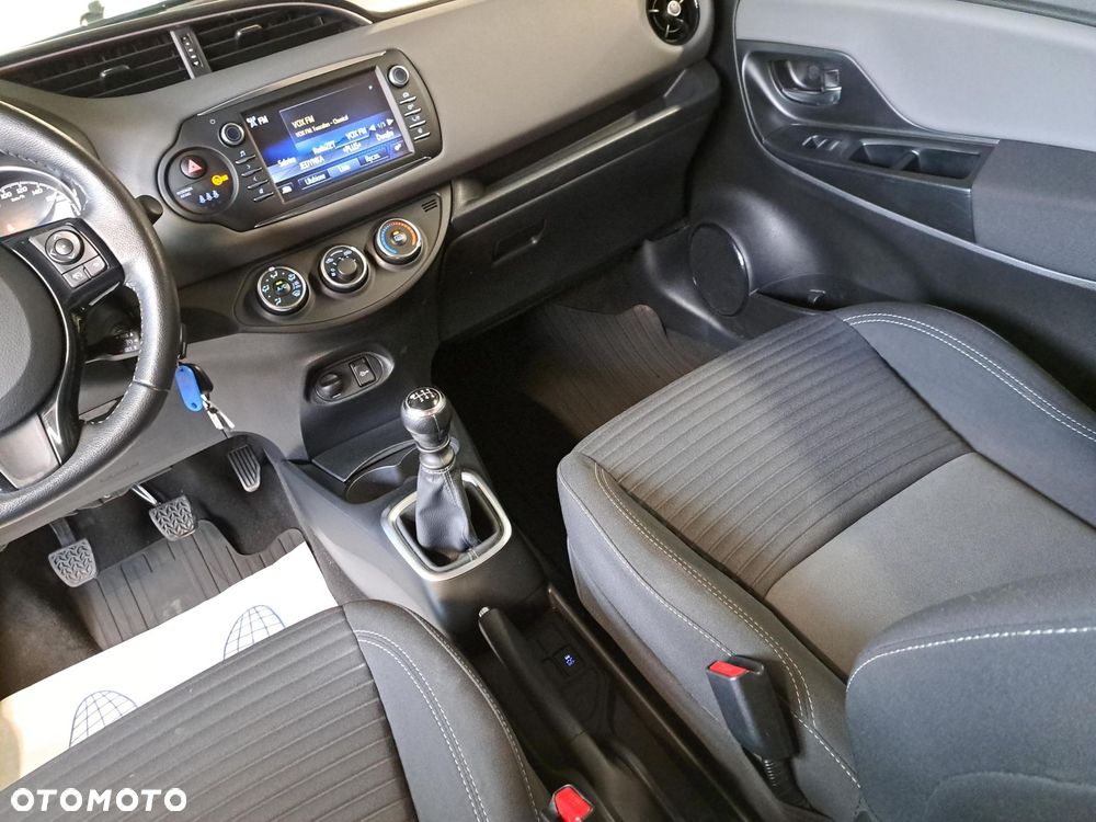 Toyota Yaris - 27