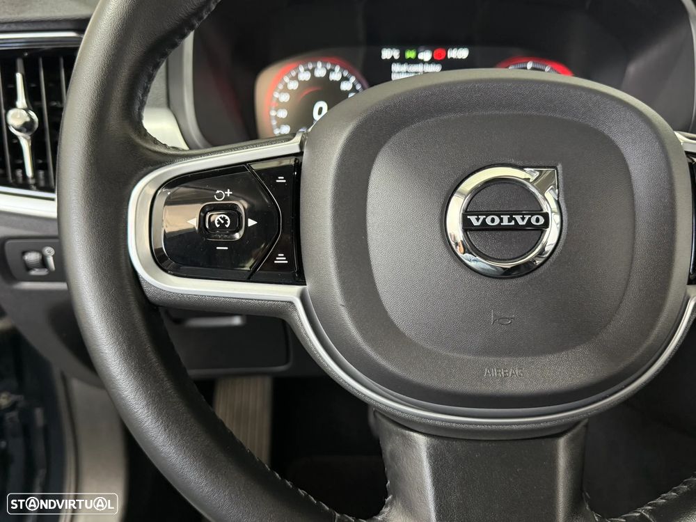 Volvo V90 2.0 D4 Momentum Plus Geartronic - 23