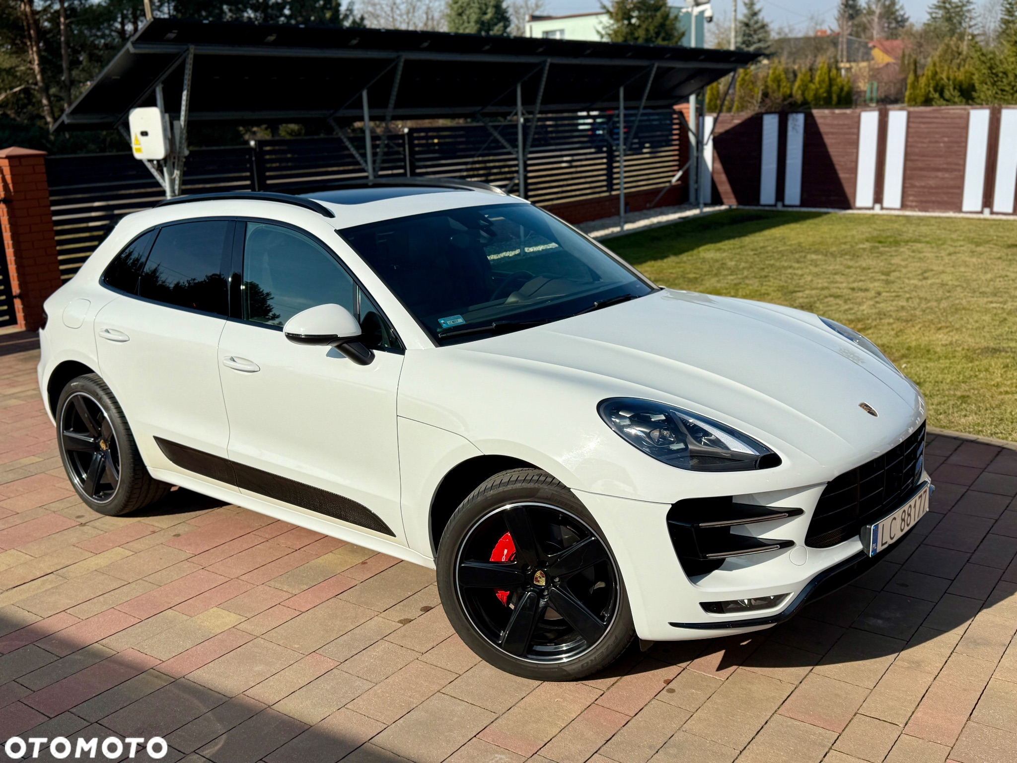 Porsche Macan Turbo - 29
