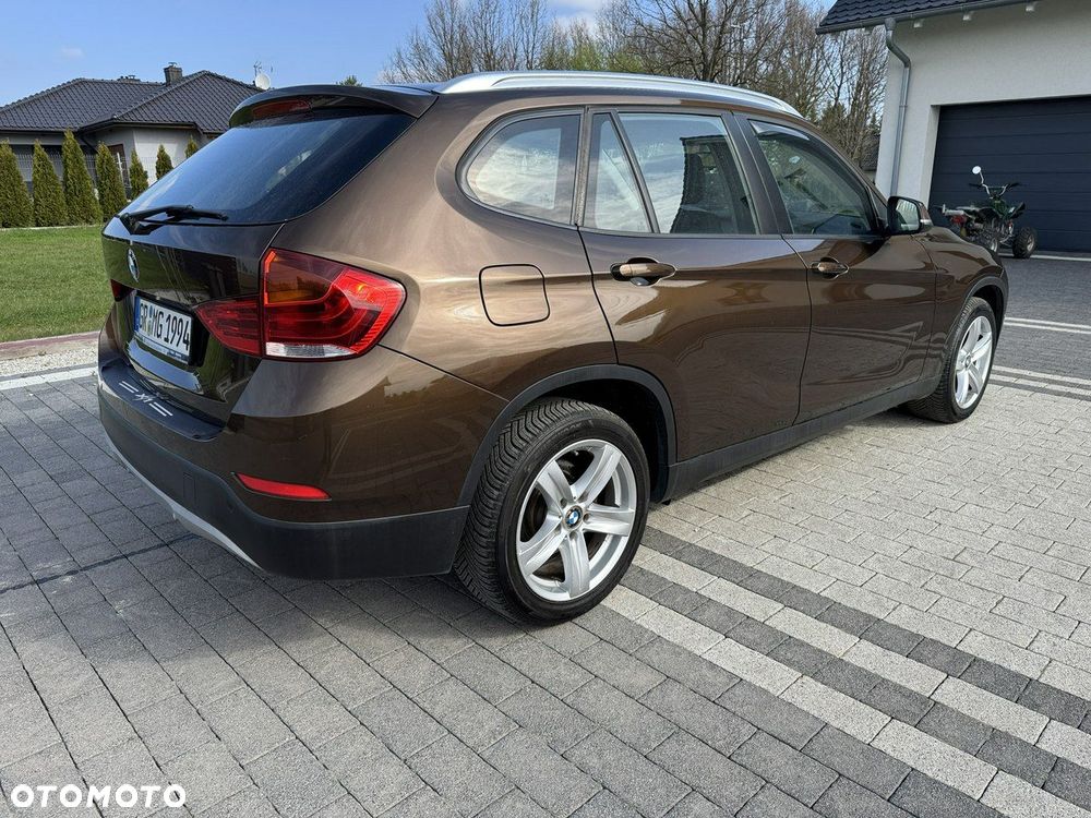 BMW X1 sDrive18d xLine - 12