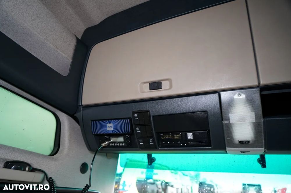 MAN TGX 18.470 / PLATĂ JOSĂ / MEGA / LOC AL CINCILEA REGLABIL / 2020 / NAVI - 32