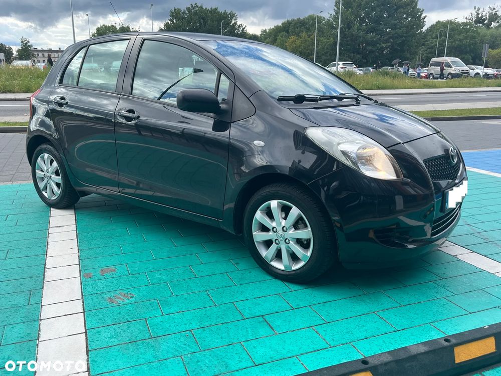 Toyota Yaris 1.0 Terra A/C - 2