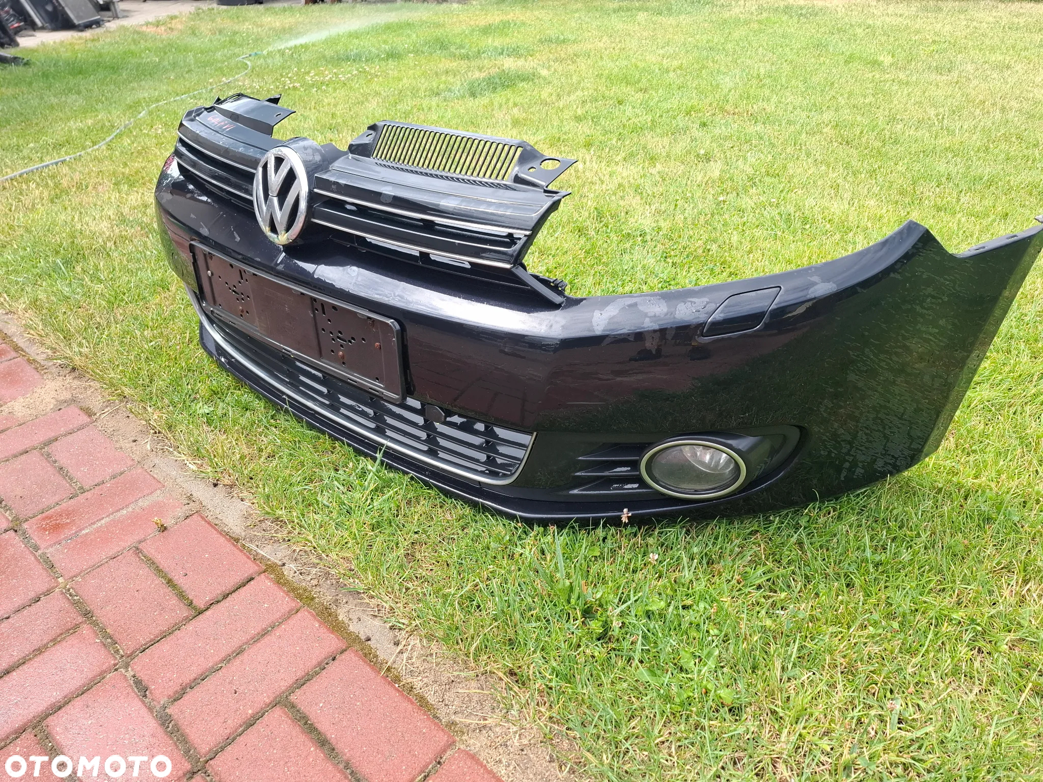 Przedni zderzak VW Golf VI LC9X - 8