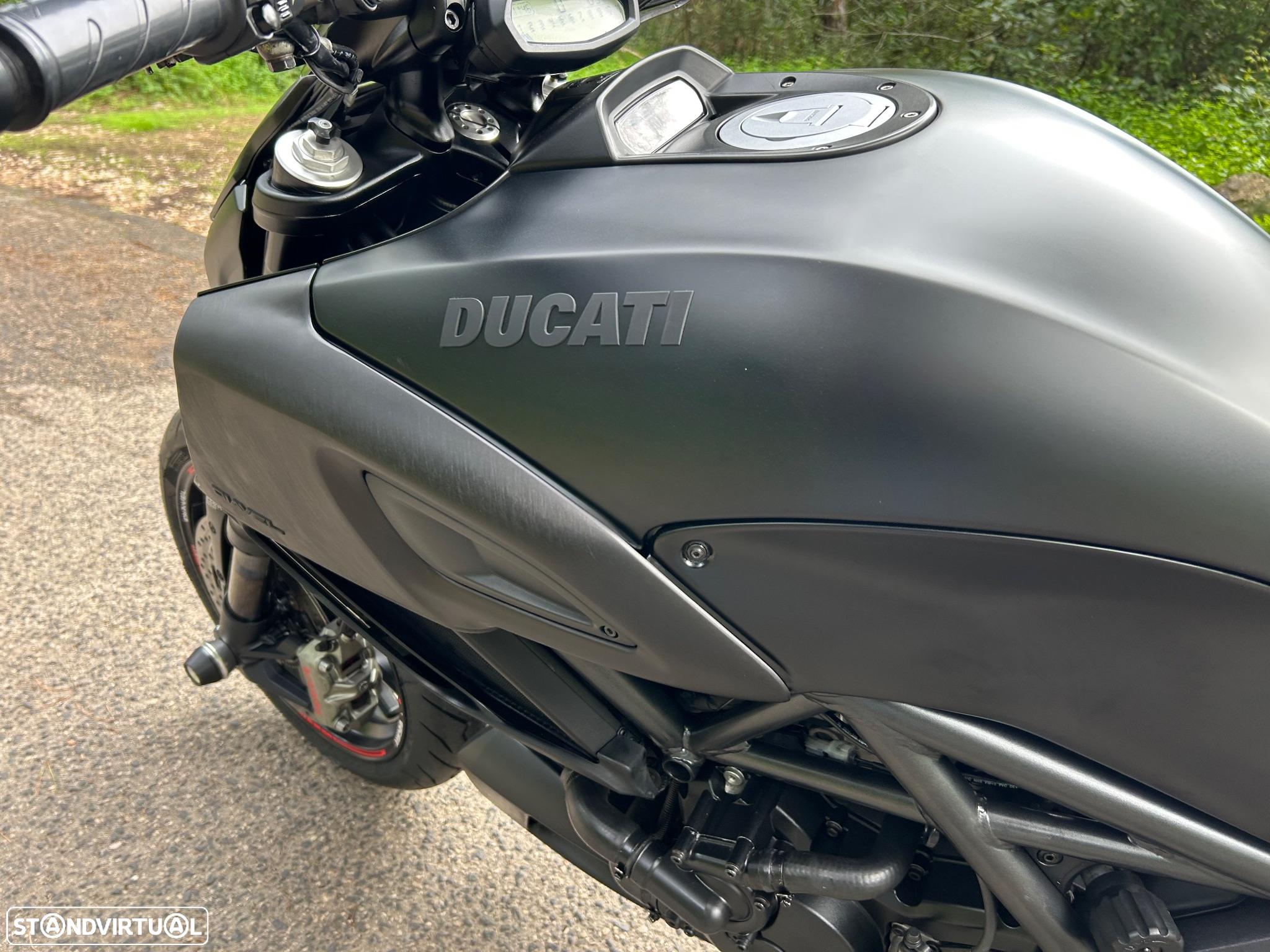 Ducati Diavel 1200 Dark - 18