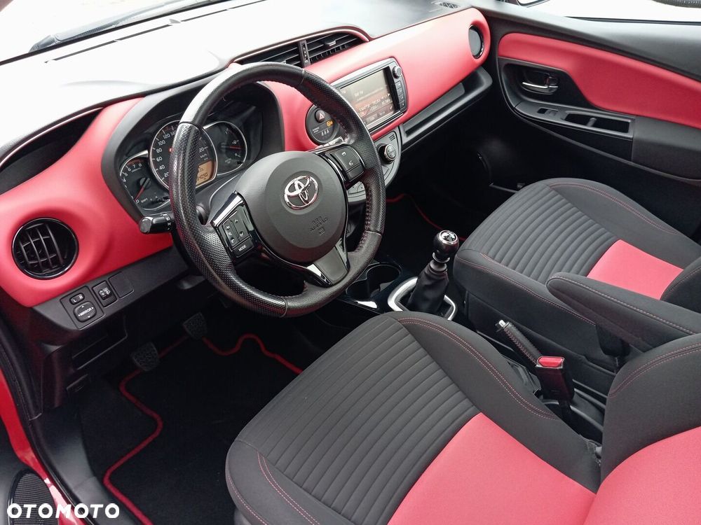 Toyota Yaris 1.33 Dynamic - 10