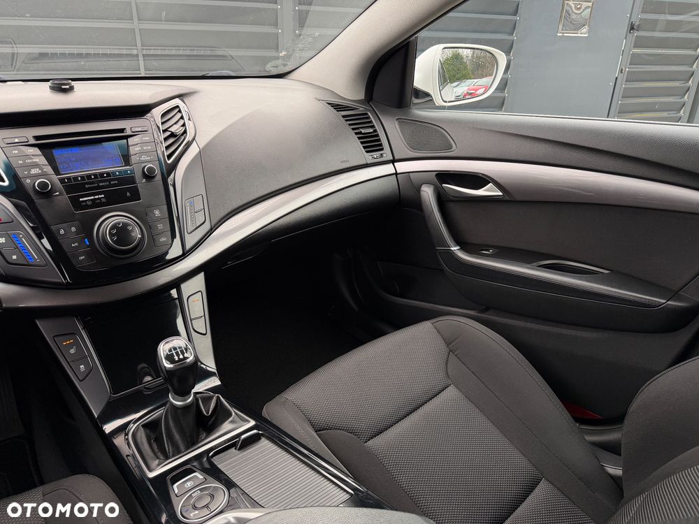 Hyundai i40 1.6 GDI Comfort + - 15