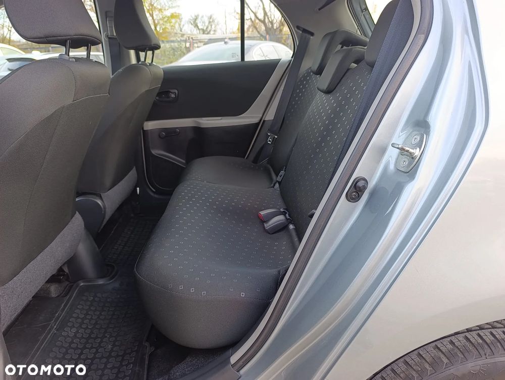 Toyota Yaris 1.3 VVT-i Luna - 14
