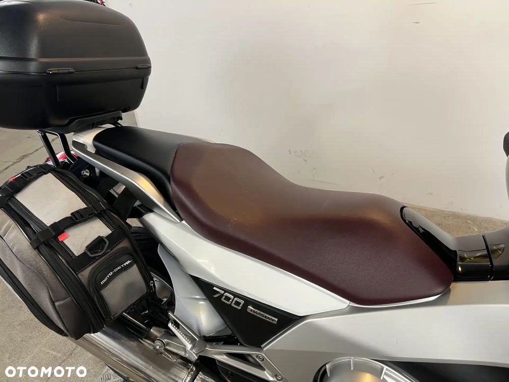 Honda NC - 16