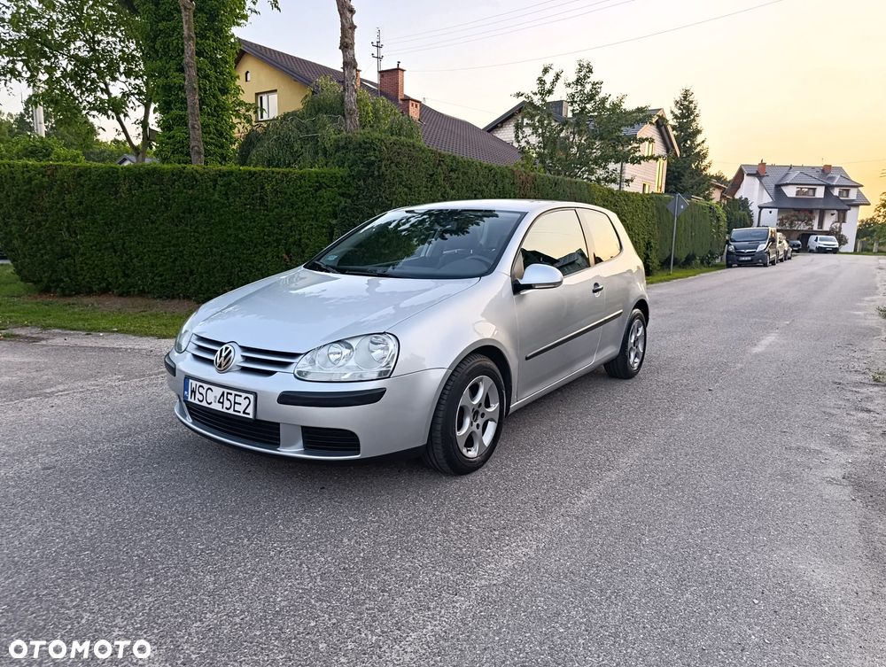 Volkswagen Golf - 10