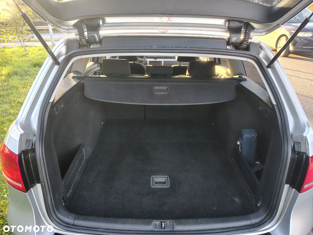 Volkswagen Passat 1.6 TDI Trendline - 8
