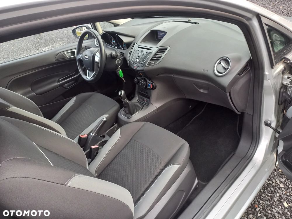 Ford Fiesta 1.0 Ambiente - 17