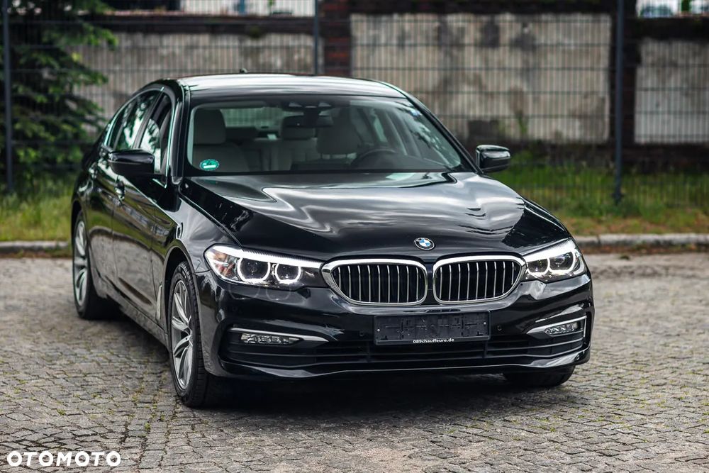 BMW Seria 5 520d Luxury Line - 6