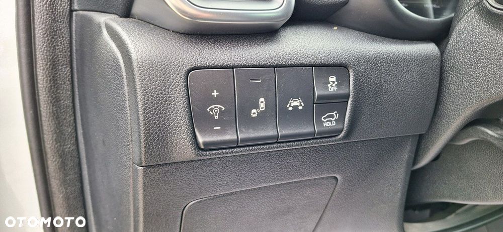 Kia Sportage - 15