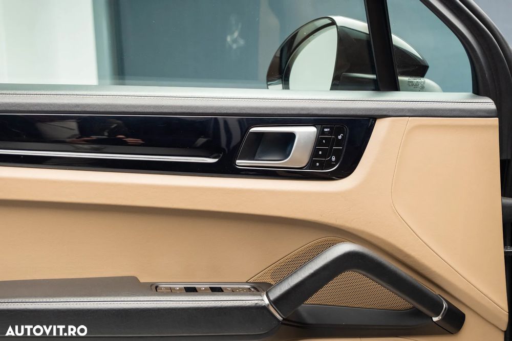 Porsche Cayenne S Tiptronic S - 21