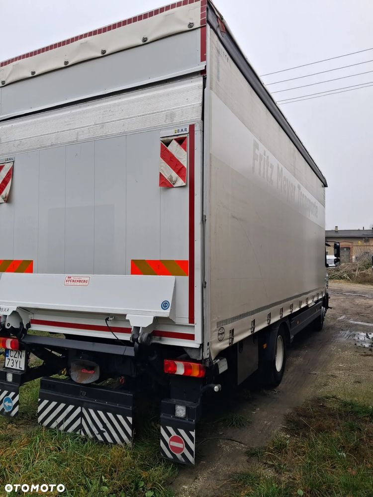 Mercedes-Benz 1530 - 4