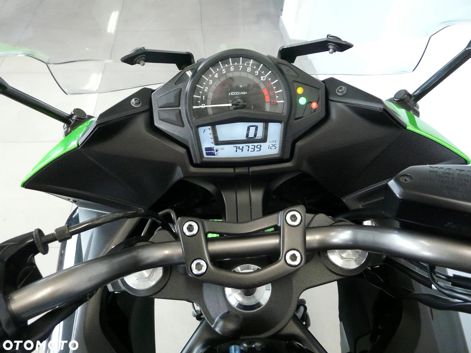 Kawasaki ER - 24