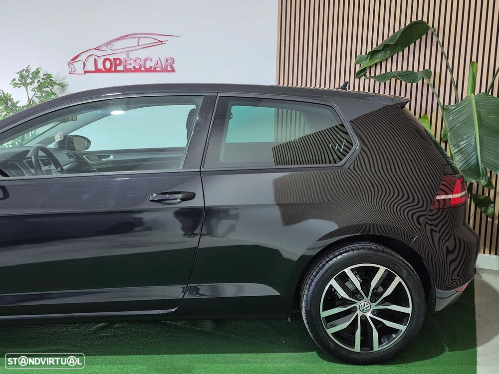 VW Golf 1.6 TDi Highline - 3