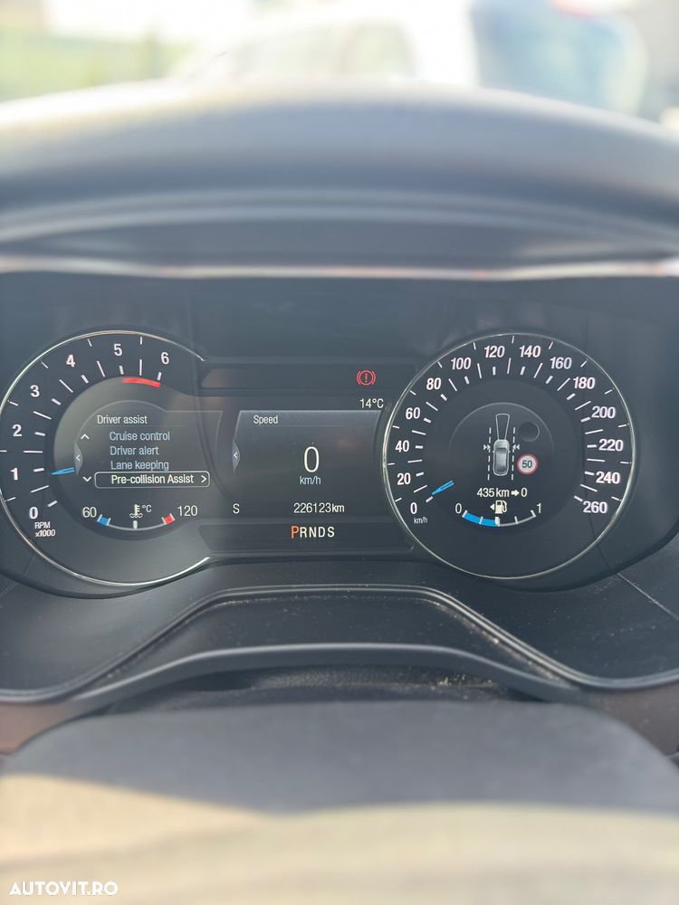 Ford Mondeo 2.0 TDCI PowerShift Titanium - 17