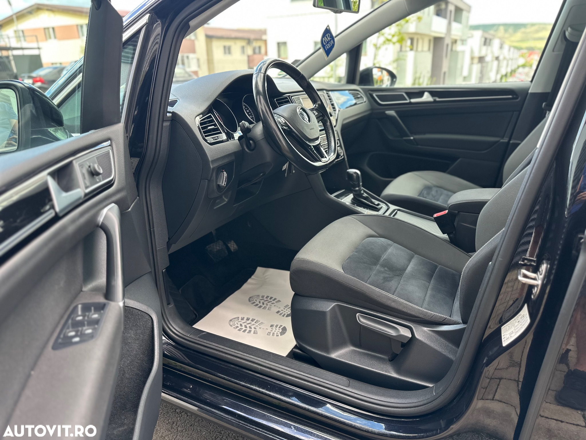 Volkswagen Golf Sportsvan 1.4 TSI (BlueMotion Technology) DSG Highline - 21