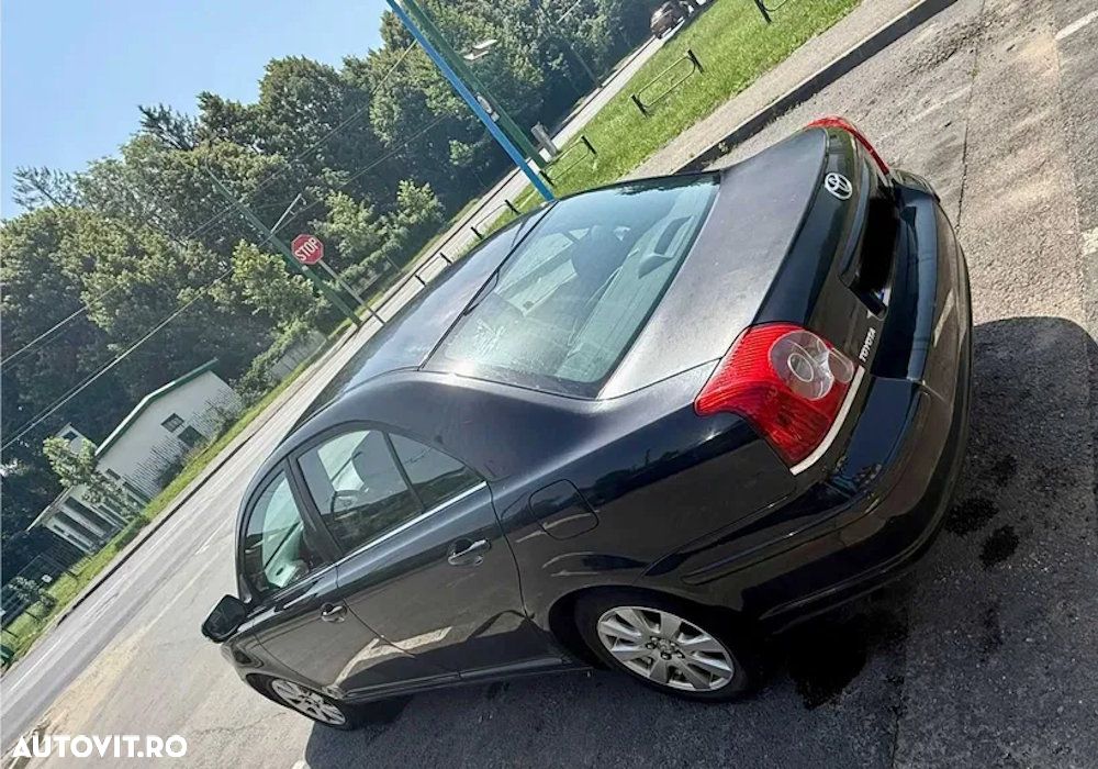 Toyota Avensis 1.8 Executiv - 7