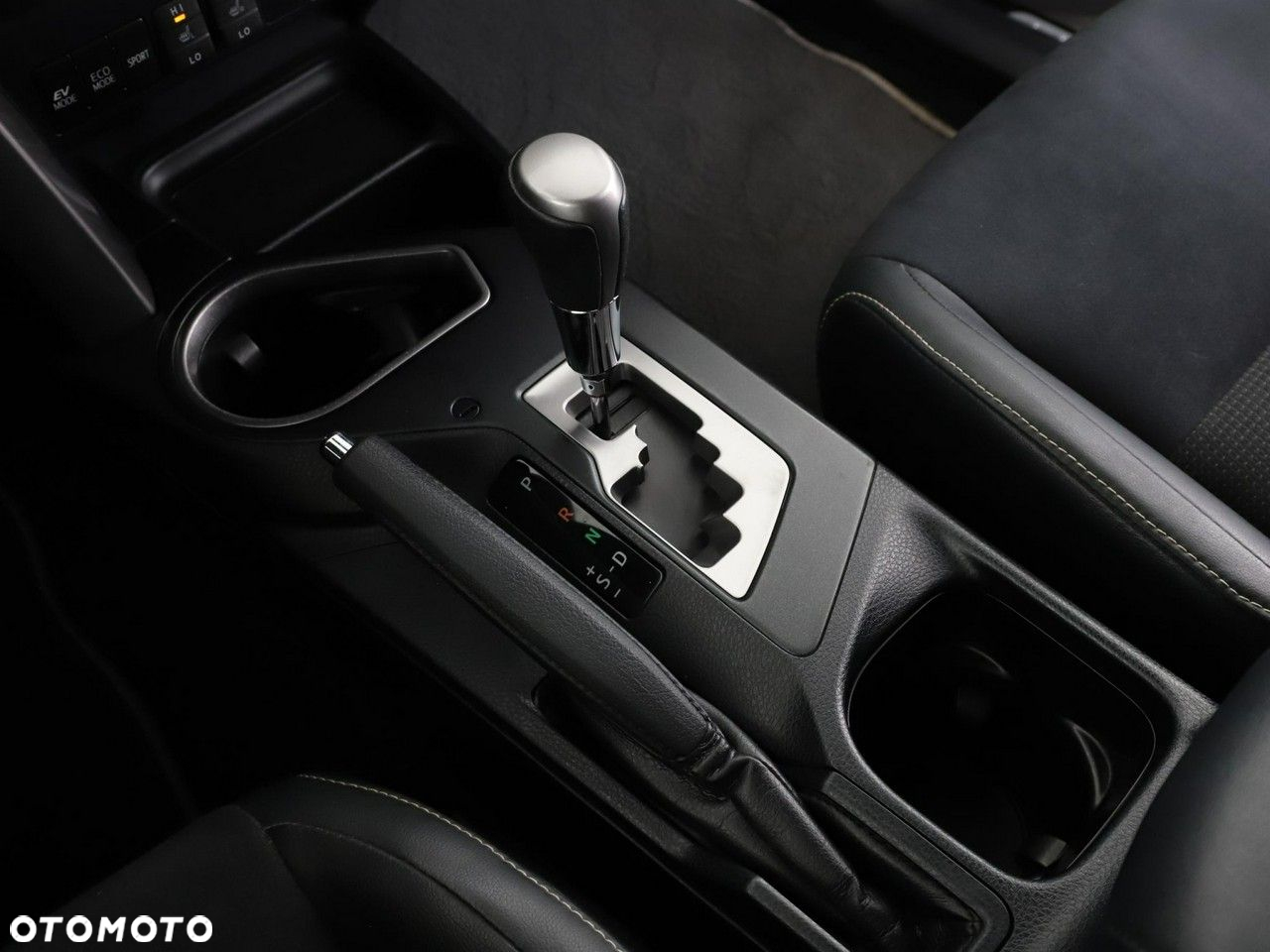 Toyota RAV4 2.5 4x2 Hybrid Style Selection - 27