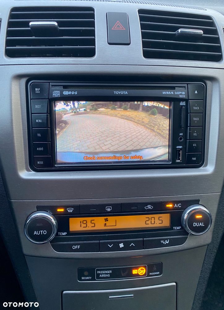 Toyota Avensis 2.0 D-4D PowerBoost Style - 17