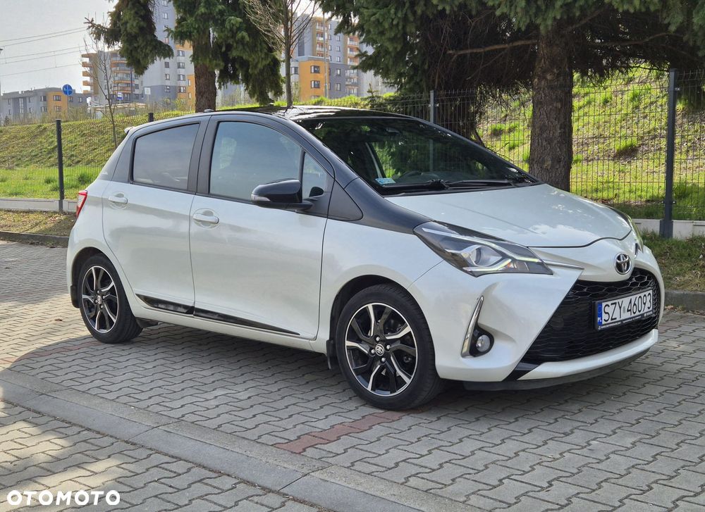 Toyota Yaris 1.5 Selection - 2