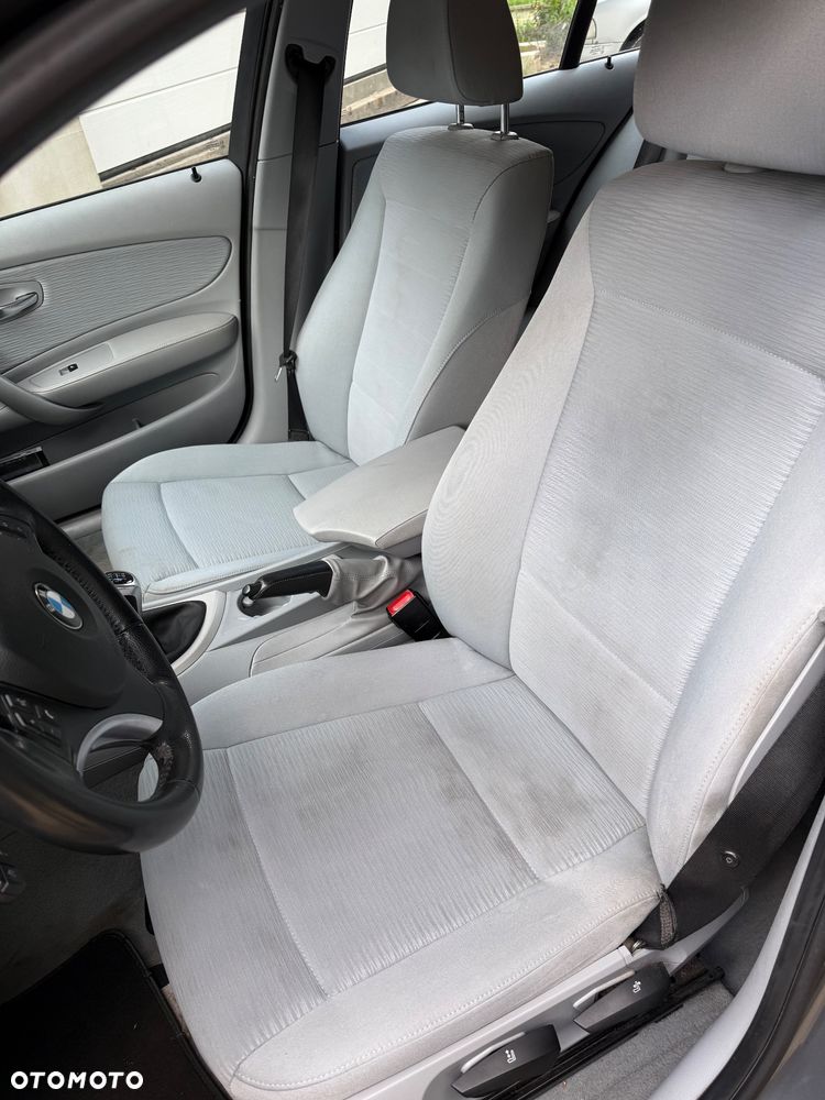 BMW Seria 1 118d DPF - 15