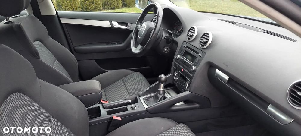 Audi A3 Sportback 2.0 TDI DPF Attraction - 30