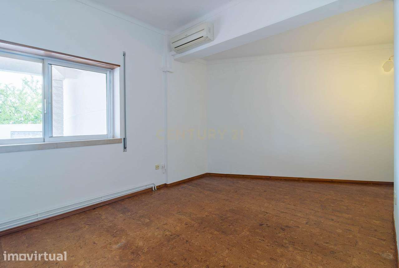 Moradia T5 - Grande imagem: 5/50
