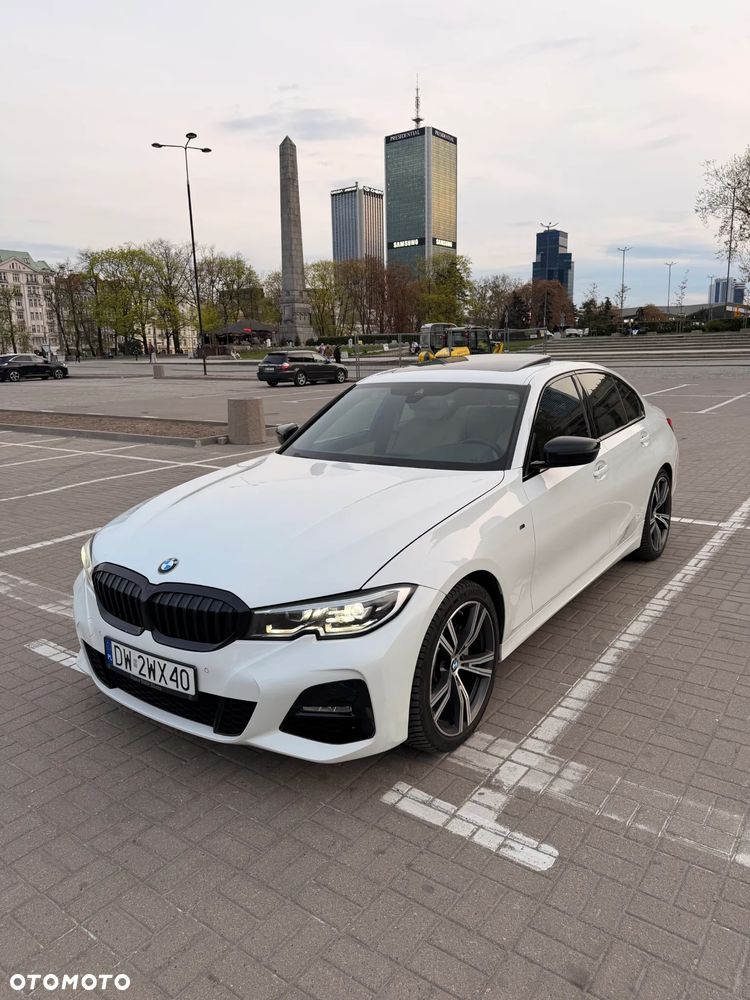 BMW Seria 3 330i M Sport - 4