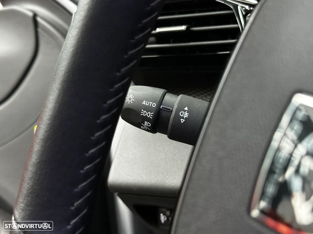 Peugeot 308 1.2 PureTech Active Pack - 18