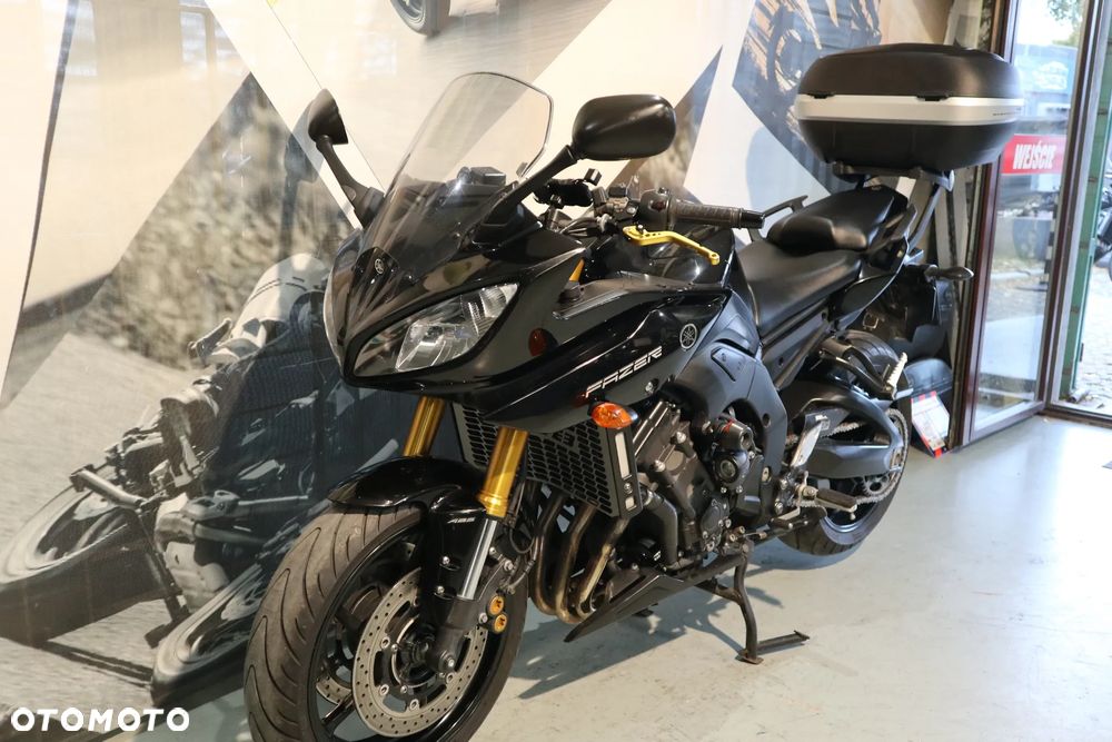 Yamaha FZ8