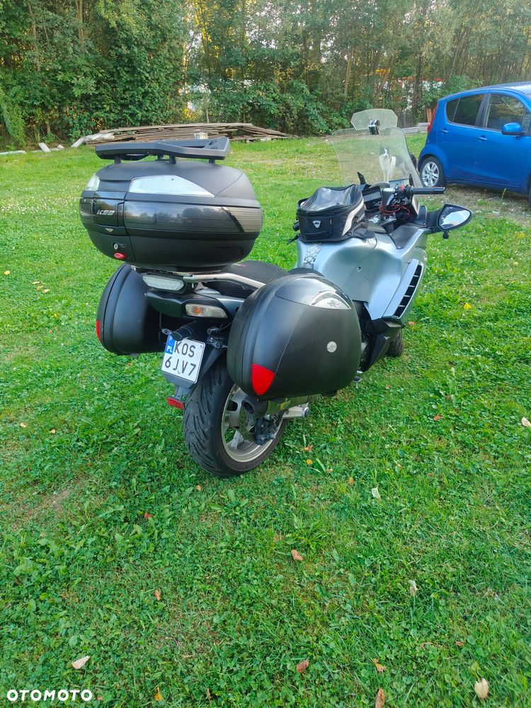 Kawasaki GTR - 3