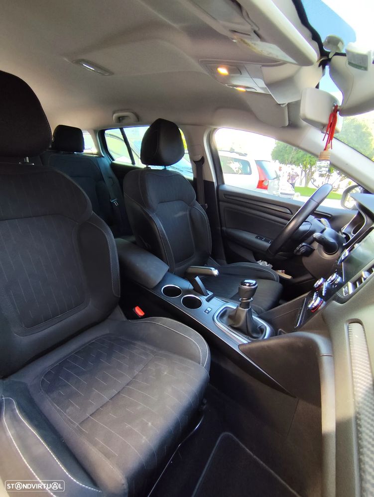 Renault Mégane Sport Tourer 1.5 dCi Limited - 18