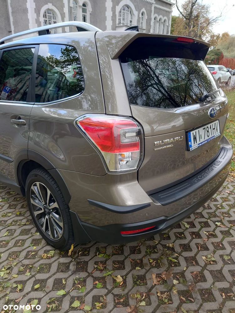 Subaru Forester 2.0 i Platinum (EyeSight) Lineartronic - 4