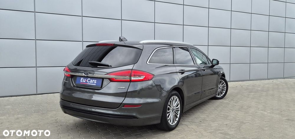 Ford Mondeo 2.0 Hybrid Titanium - 21