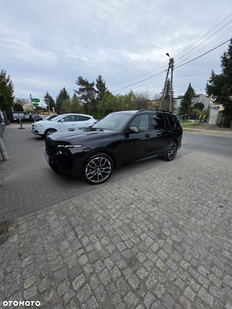 BMW X7 2023 photo 3