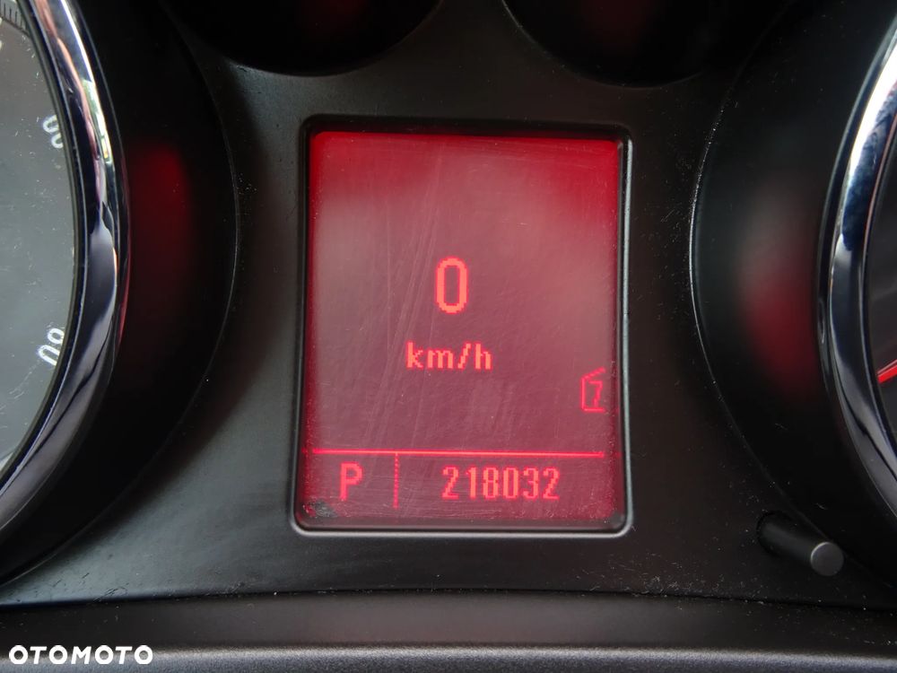 Opel Insignia 2.8 T V6 Sport 4x4 - 36
