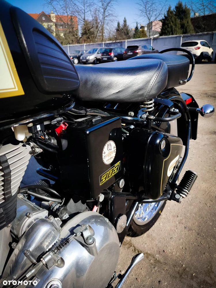 Royal Enfield Classic - 2