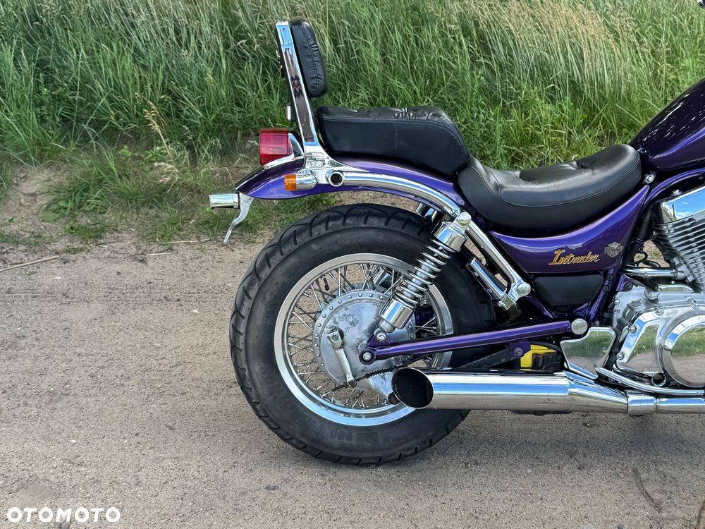Suzuki Intruder - 4