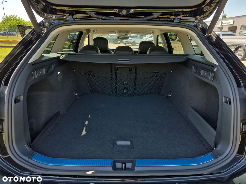 Volkswagen Passat - 19