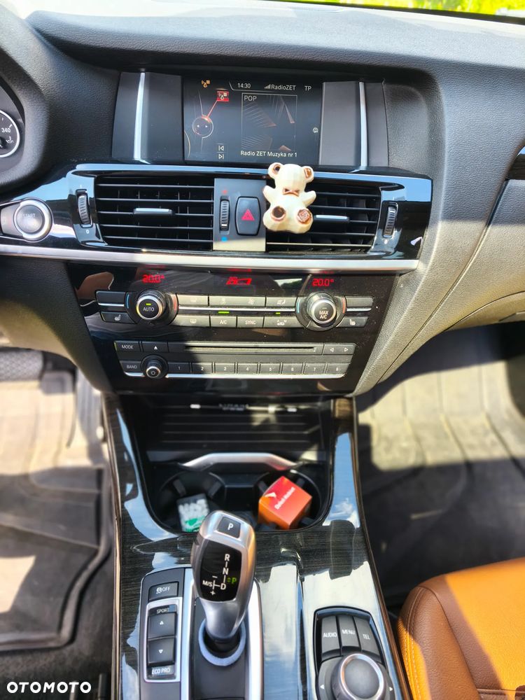 BMW X3 xDrive28i - 17