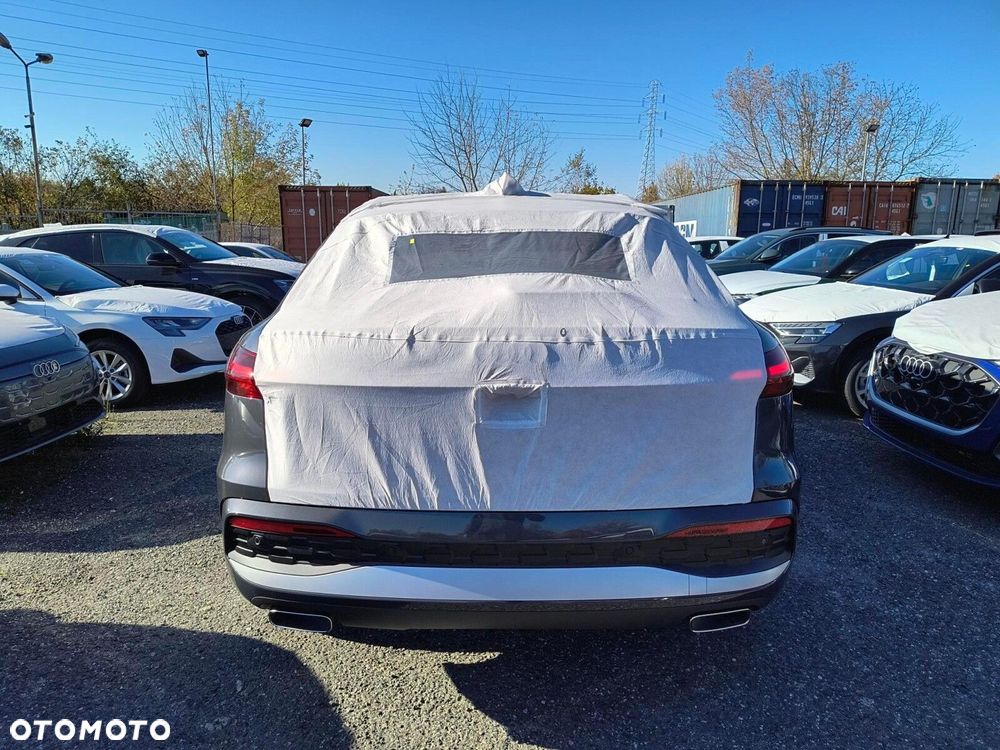 Audi Q5 Sportback - 5