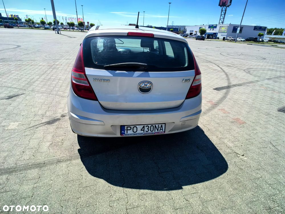 Hyundai i30 1.4 Classic + - 4