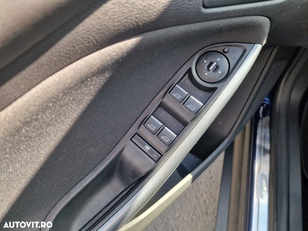 Ford Focus 1.6 TDCI DPF Start-Stopp-System Titanium - 15