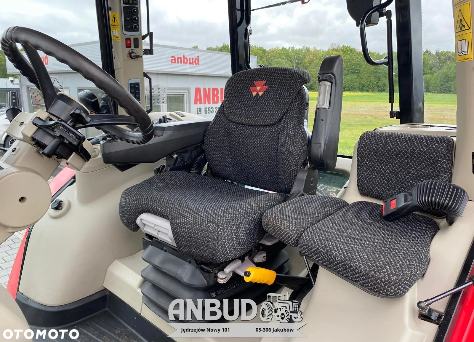 Massey Ferguson 7720 S - 11
