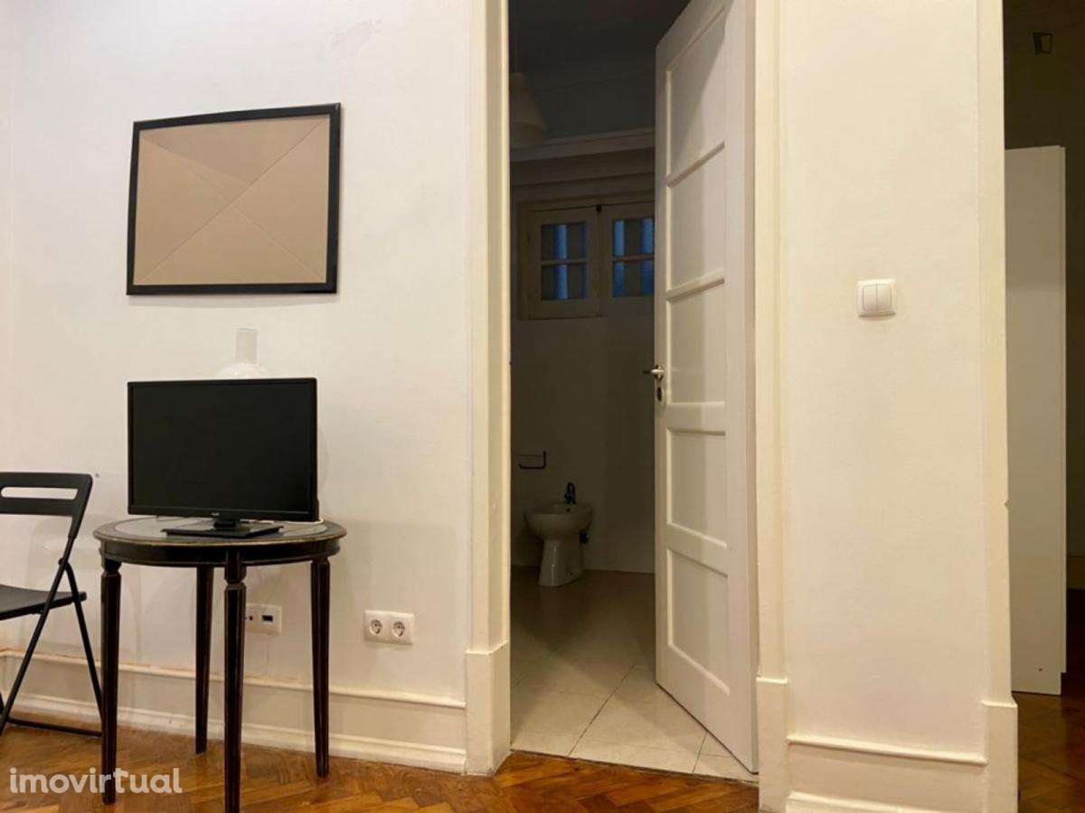 Apartamento com 1 quartos - localizado em Mouraria Lisbon - Grande imagem: 5/20