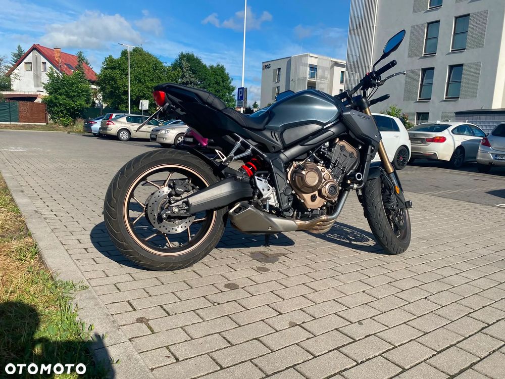 Honda CB - 3