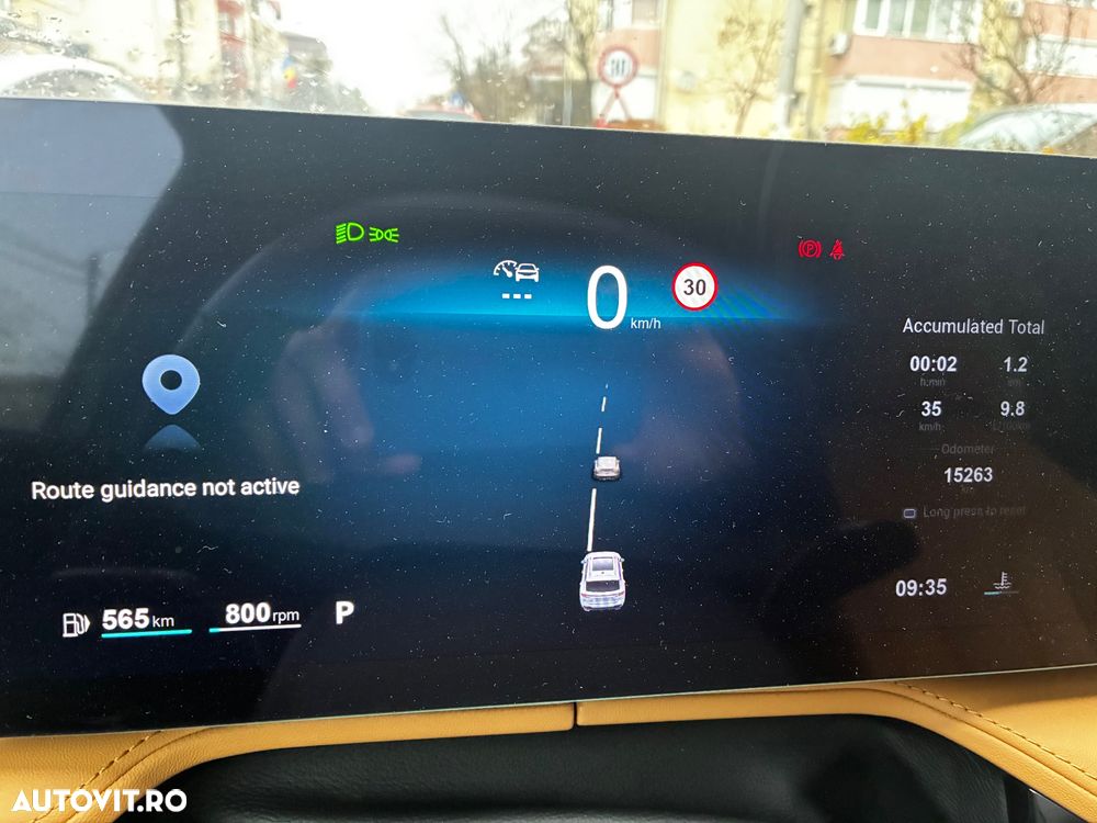 MG HS 1.5 T-GDi 7DCT Exclusive - 6